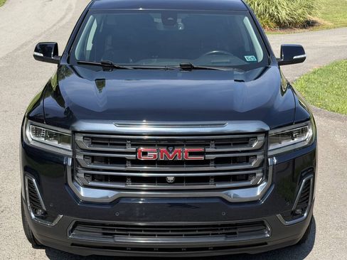 Used 2021 GMC Acadia AT4 w/ Technology Package AWD/4WD image 3