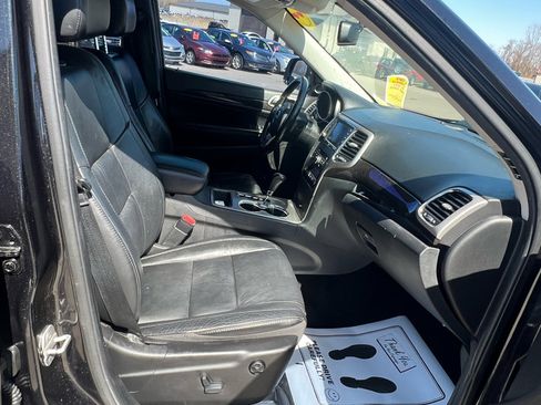 Used 2012 Jeep Grand Cherokee Laredo image 15