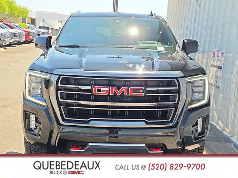Used 2023 GMC Yukon AT4 w/ Technology Package AWD/4WD image 2