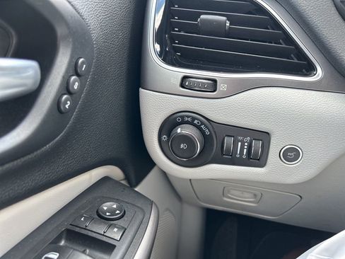 Used 2021 Jeep Cherokee Limited w/ Elite Package image 22