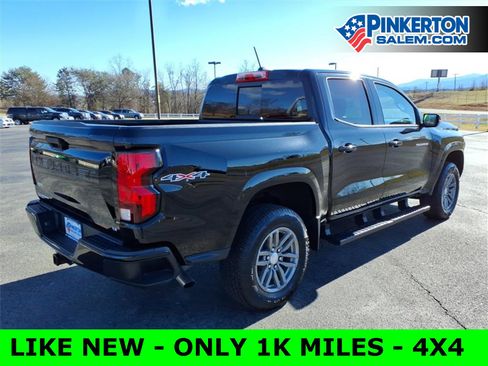 Used 2024 Chevrolet Colorado LT w/ LT Convenience Package image 3