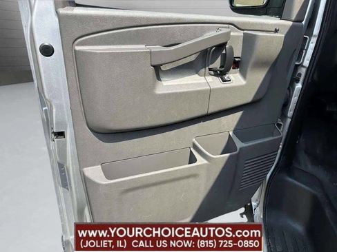 Used 2020 Chevrolet Express 3500 LS image 31