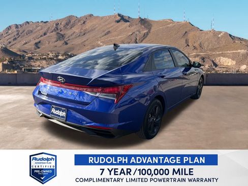 Used 2023 Hyundai Elantra SEL image 6