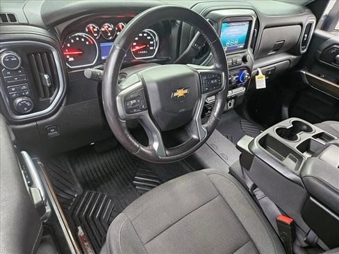 Used 2021 Chevrolet Silverado 3500 LT w/ Convenience Package image 9
