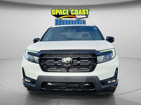 New 2026 Honda Ridgeline Black Edition image 8