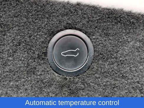 Used 2022 Tesla Model X image 9