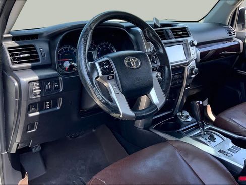 Used 2017 Toyota 4Runner Limited AWD/4WD image 17
