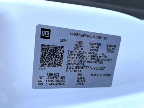 New 2025 Chevrolet Express 2500 w/ Safety Package image 24