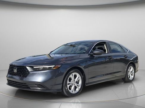 Used 2024 Honda Accord LX image 8