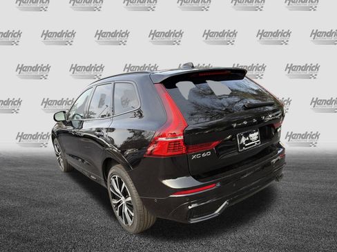 Certified 2025 Volvo XC60 B5 Plus image 8