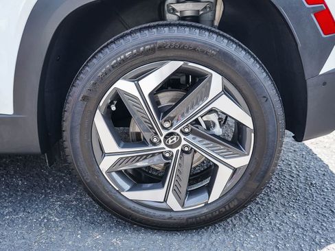 Certified 2024 Hyundai Tucson Limited AWD/4WD image 9
