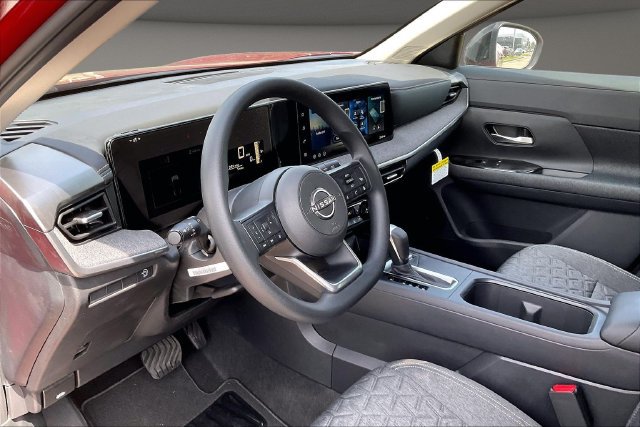 New 2026 Nissan Kicks SV w/ SV Premium Package FWD image 7