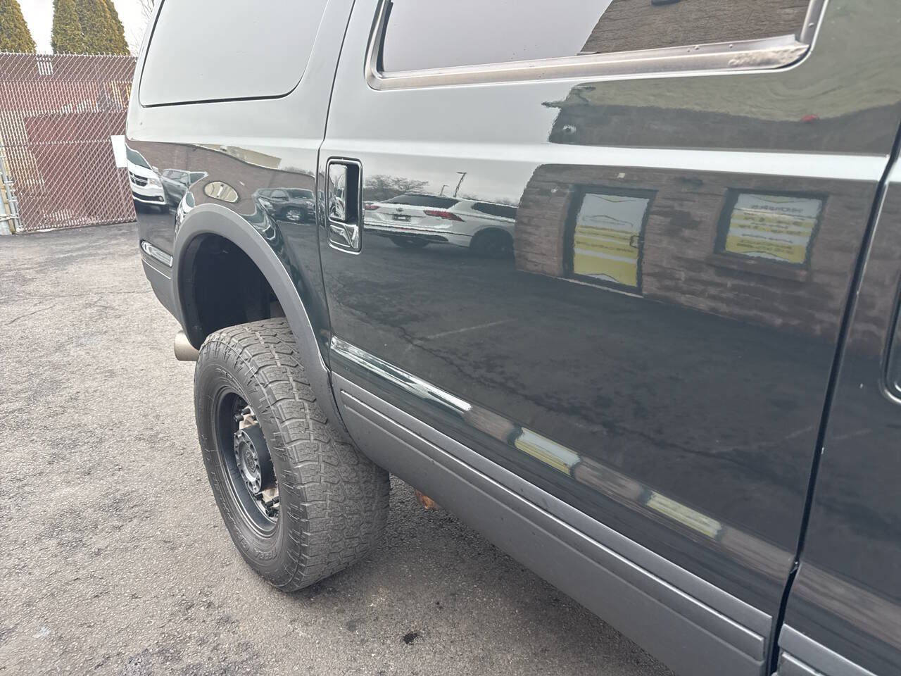 Used 2003 Ford Excursion Limited AWD/4WD image 16