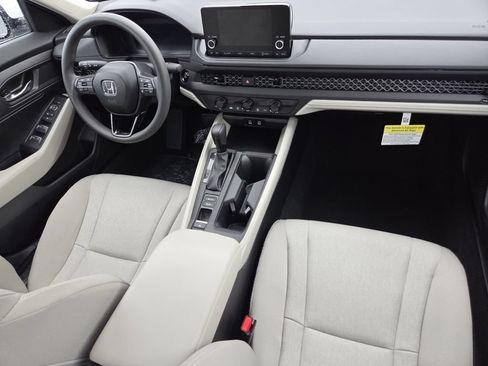 Certified 2025 Honda Accord LX image 23