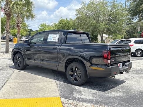 New 2026 Honda Ridgeline Black Edition image 9