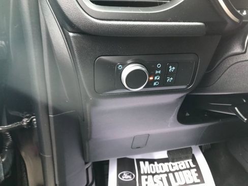 Certified 2021 Ford Escape SE image 7