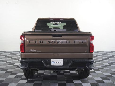 Used 2019 Chevrolet Silverado 1500 LT Trail Boss w/ Convenience Package AWD/4WD image 4
