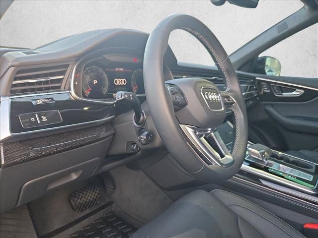 Used 2025 Audi Q8 Prestige AWD/4WD image 9