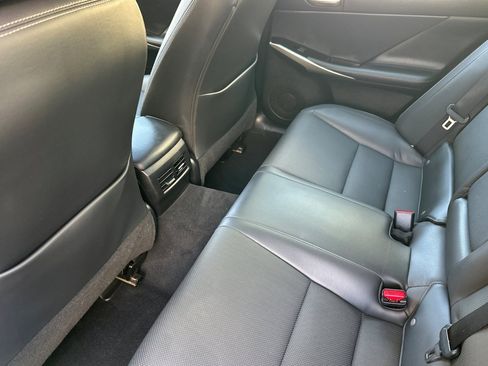 Used 2018 Lexus IS 300 w/ Accessory Package 2 RWD image 11