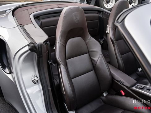 Used 2014 Porsche 911 Turbo image 37