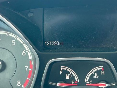 Used 2017 Ford Focus ST FWD image 6