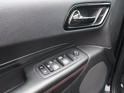 Used 2023 Dodge Durango GT AWD/4WD image 8