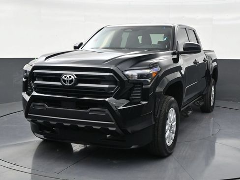 Used 2025 Toyota Tacoma SR AWD/4WD image 8
