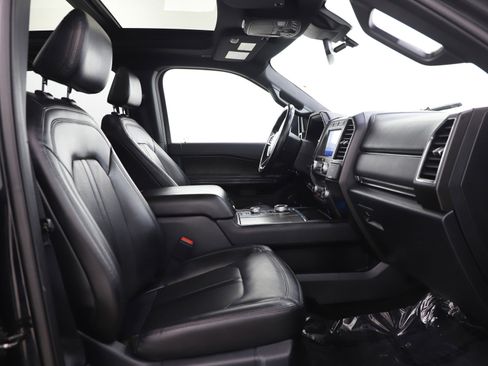 Used 2021 Ford Expedition Max Limited image 11
