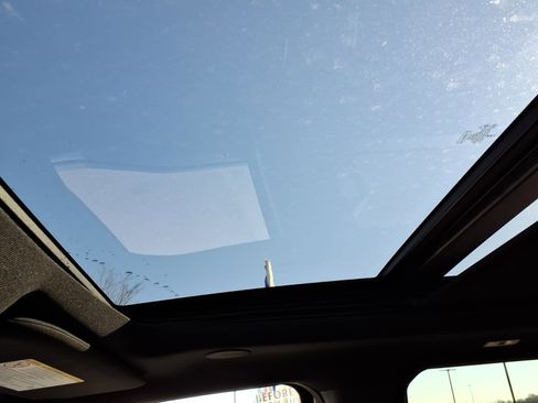 Certified 2025 Ford F350 Platinum image 21