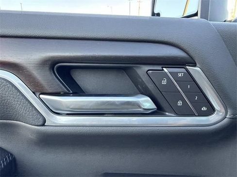 New 2026 GMC Sierra 2500 Denali w/ Denali Reserve Package image 13