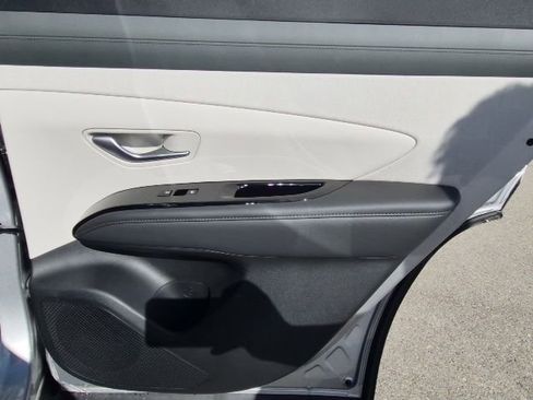 New 2026 Hyundai Tucson Limited image 18