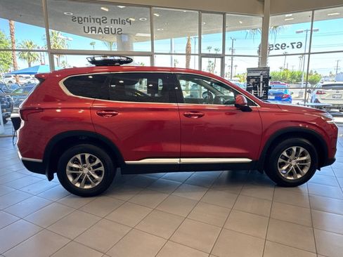 Used 2020 Hyundai Santa Fe SEL FWD image 6