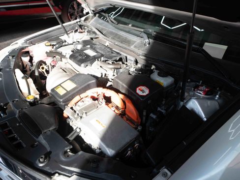 Used 2012 Toyota Camry XLE image 32