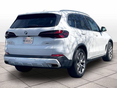 Used 2024 BMW X5 xDrive40i w/ Premium Package image 14