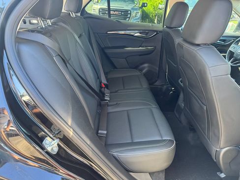 Used 2023 Buick Envision Essence AWD/4WD image 31