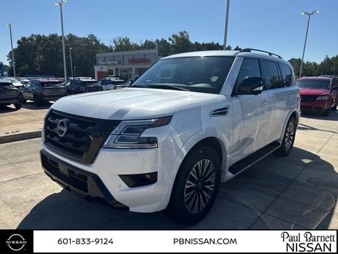 Used 2023 Nissan Armada SL w/ Midnight Edition Package image 6