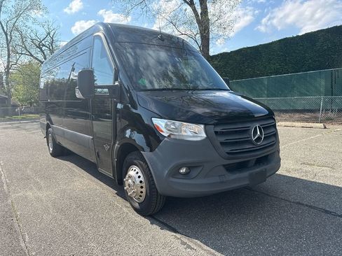 Used 2021 Mercedes-Benz Sprinter 3500 image 11