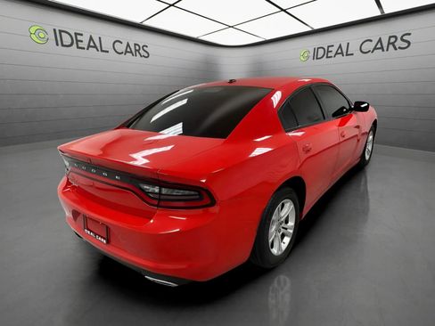 Used 2022 Dodge Charger SXT RWD image 5