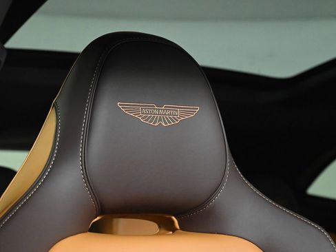 New 2026 Aston Martin DBX 707 image 20