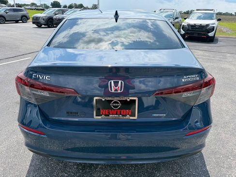 Used 2025 Honda Civic Sport image 36