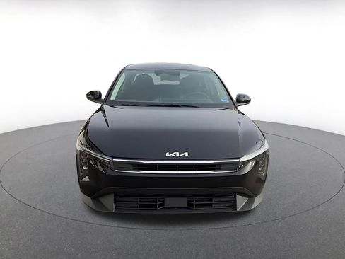 Used 2025 Kia K4 LXS image 4