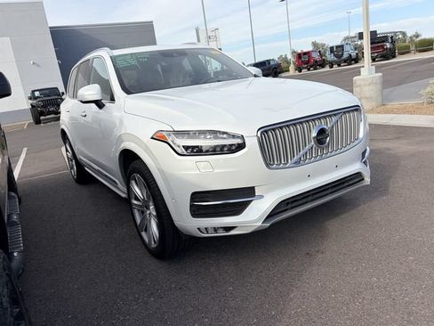 Used 2018 Volvo XC90 T6 Inscription w/ Convenience Package AWD/4WD image 3