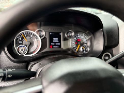 Used 2019 RAM 2500 Big Horn AWD/4WD image 18