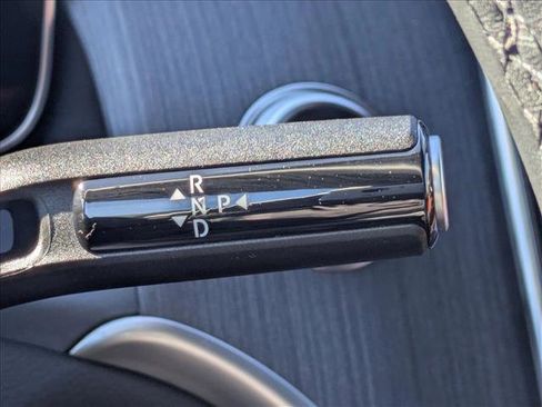 Certified 2025 Mercedes-Benz GLC 300 image 15