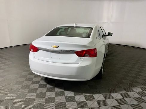 Used 2018 Chevrolet Impala LT FWD image 6