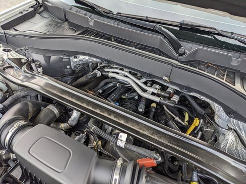 Used 2020 Ford Explorer Platinum w/ Premium Technology Package image 67