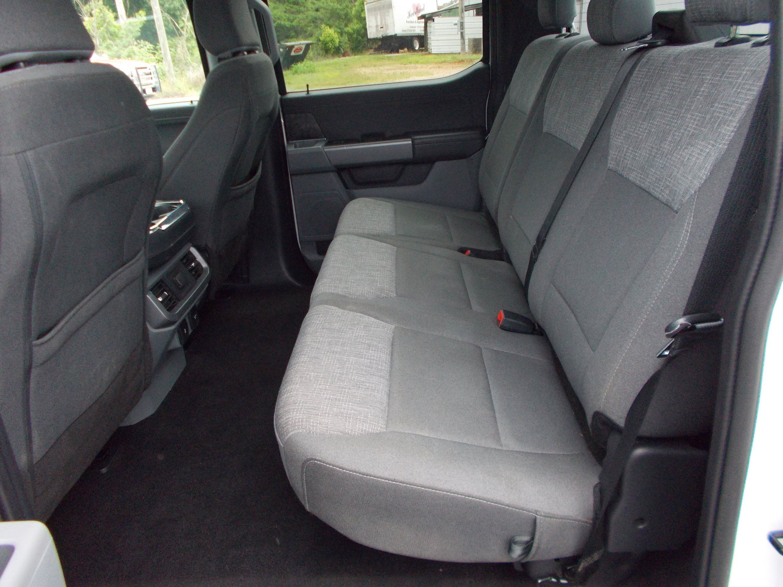 Used 2022 Ford F150 XLT w/ Equipment Group 302A High AWD/4WD image 8