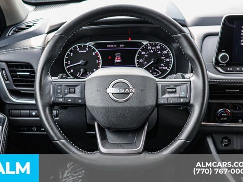 Used 2025 Nissan Rogue SV FWD image 33