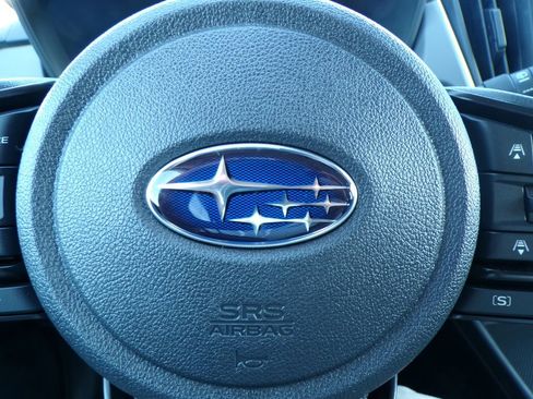 Used 2025 Subaru Crosstrek 2.0i Premium image 24