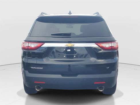 Used 2021 Chevrolet Traverse LT image 7